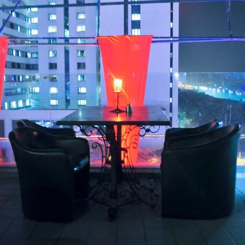 Infiniti Hotel And Spa Indore Buitenkant foto