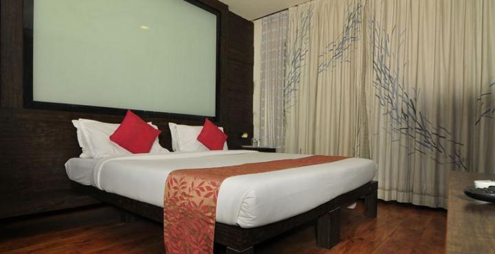 Infiniti Hotel And Spa Indore Buitenkant foto